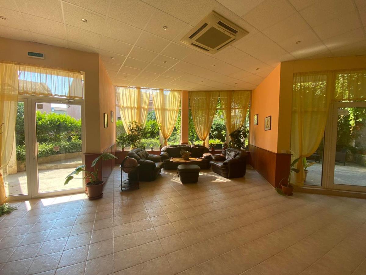 Pancho Family Hotel Kranevo Buitenkant foto